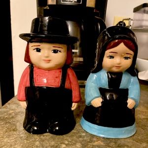 Handcrafted Salt and Pepper Shakers. 12-73 Amish